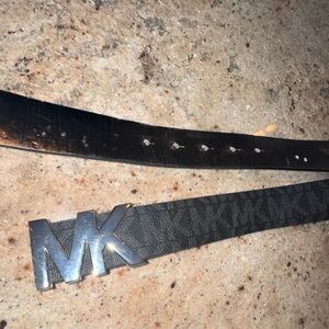 Michael Kors MK Black Leather Belt Silver Logo Buckle Women’s L  1.5” W 45.5” L